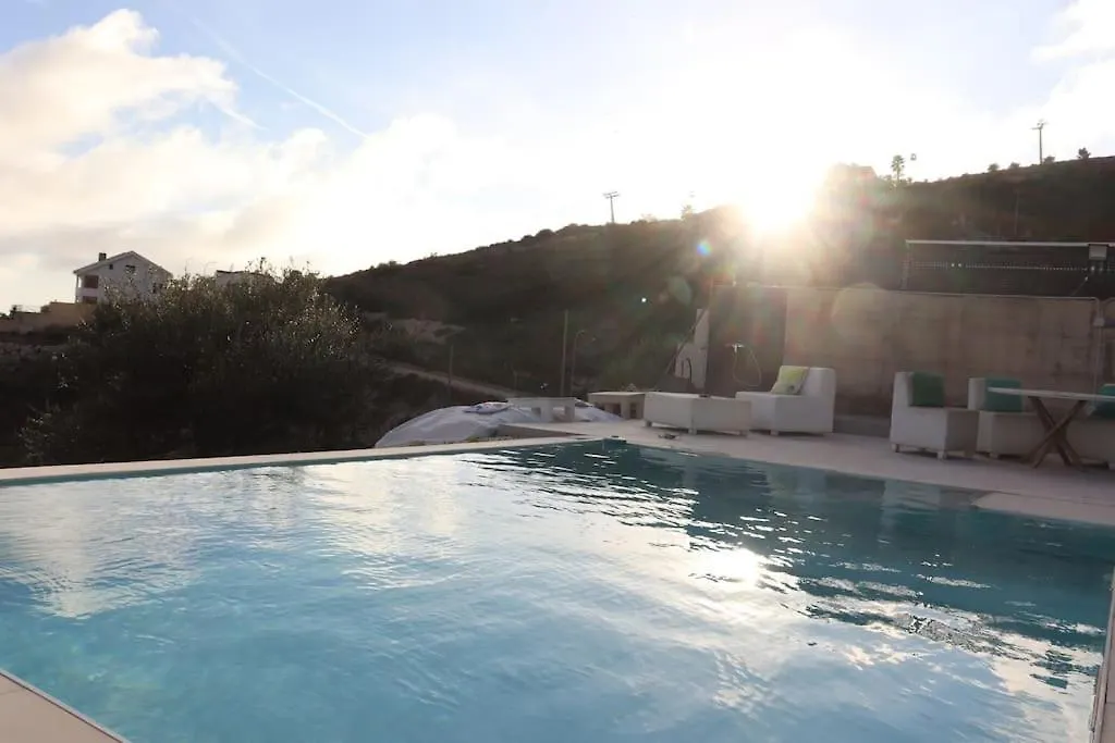 Amazing Villa In בנאלמדנה ספרד