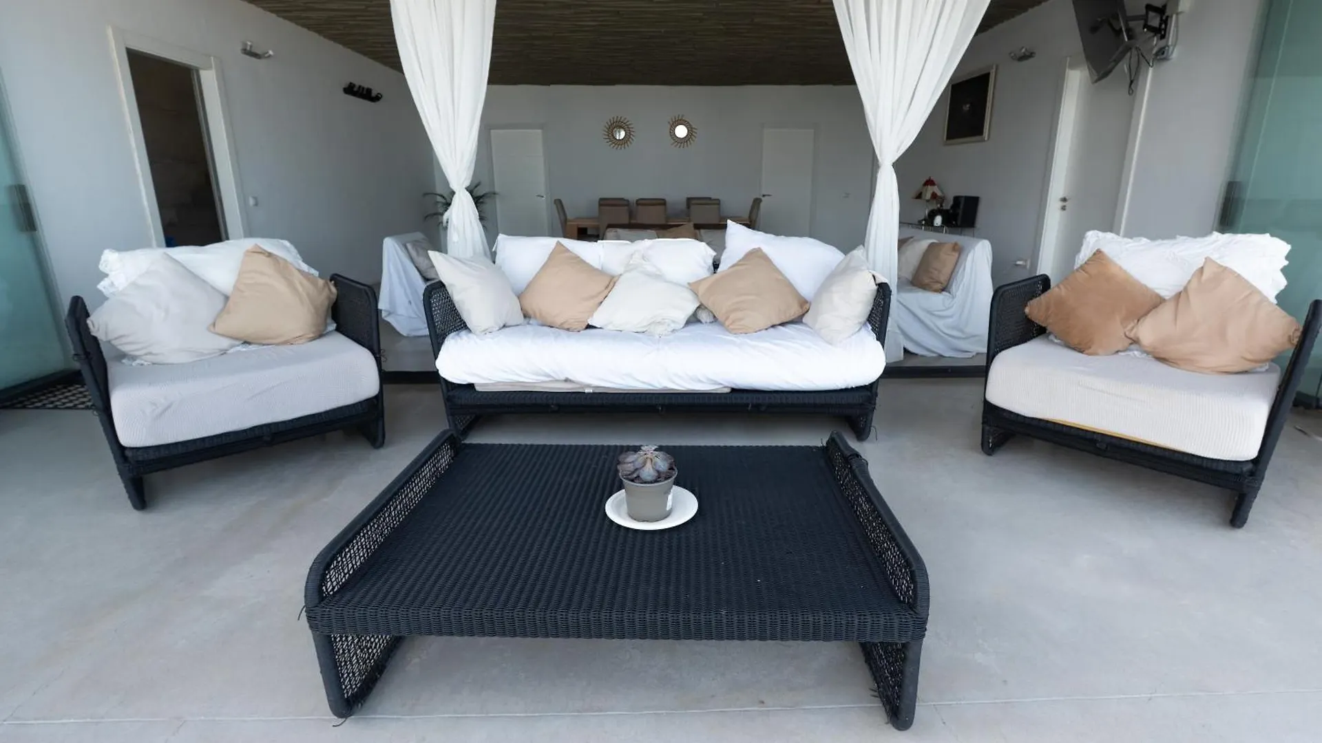 Amazing Villa In בנאלמדנה