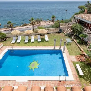 Bhost - Sunrise Villa
