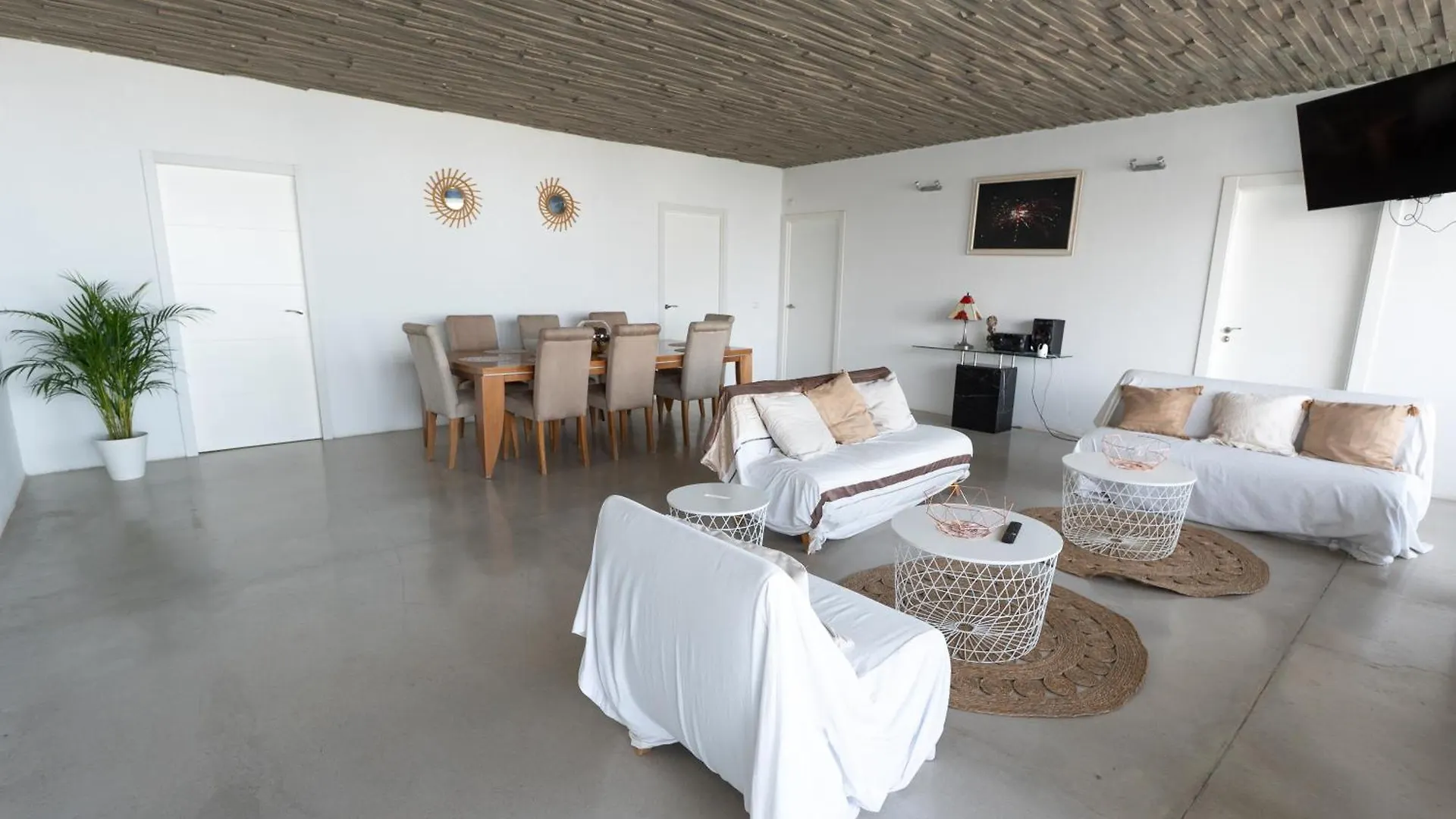 Amazing Villa In בנאלמדנה